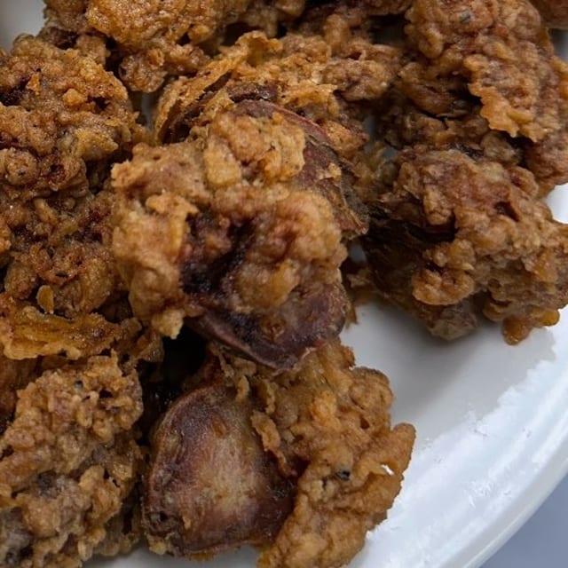 LUNCH Chicken Livers.